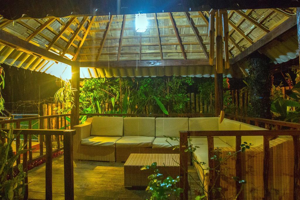 Toba Village Inn Tuk Tuk Εξωτερικό φωτογραφία