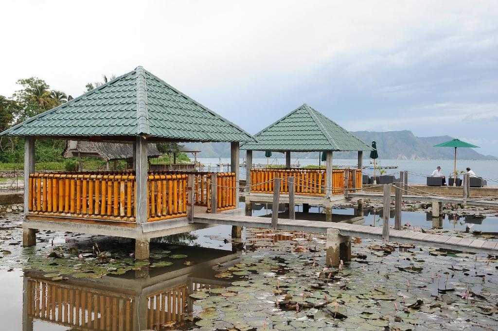 Toba Village Inn Tuk Tuk Δωμάτιο φωτογραφία