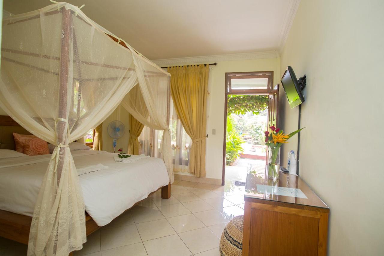 Toba Village Inn Tuk Tuk Εξωτερικό φωτογραφία