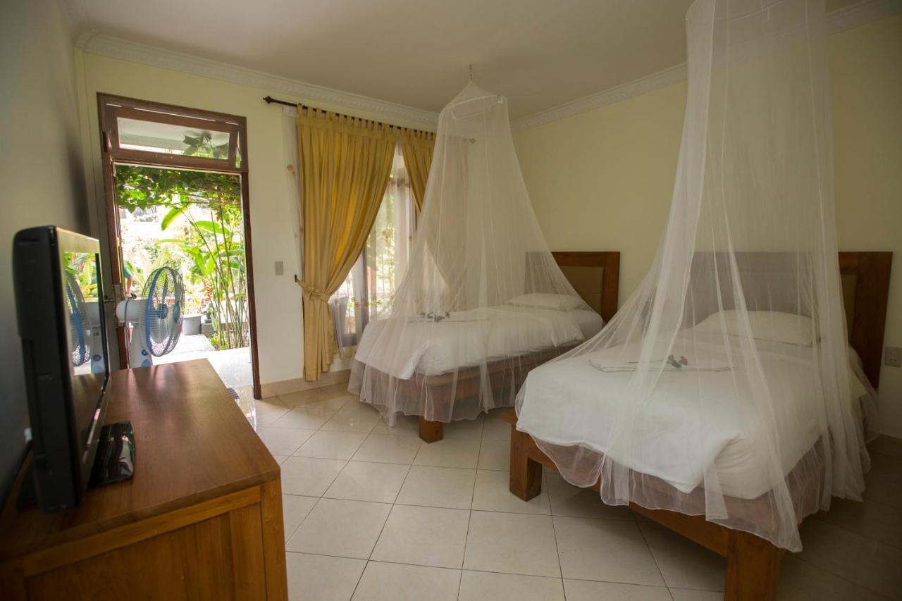 Toba Village Inn Tuk Tuk Εξωτερικό φωτογραφία