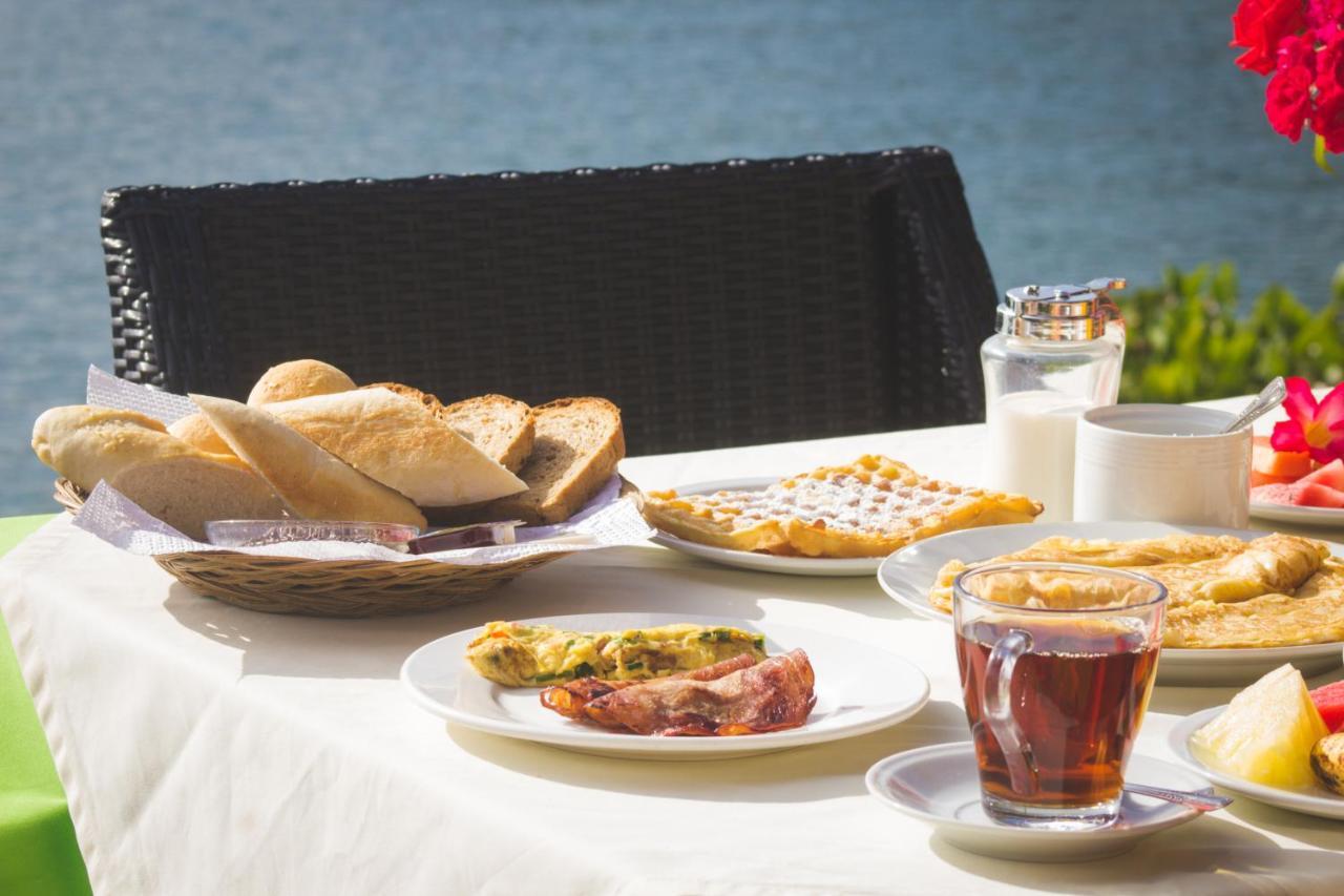 Toba Village Inn Tuk Tuk Εξωτερικό φωτογραφία